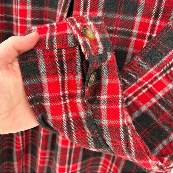 Women’s Better Be Red oversized Flannel Button Up Small - Picture 5 of 7